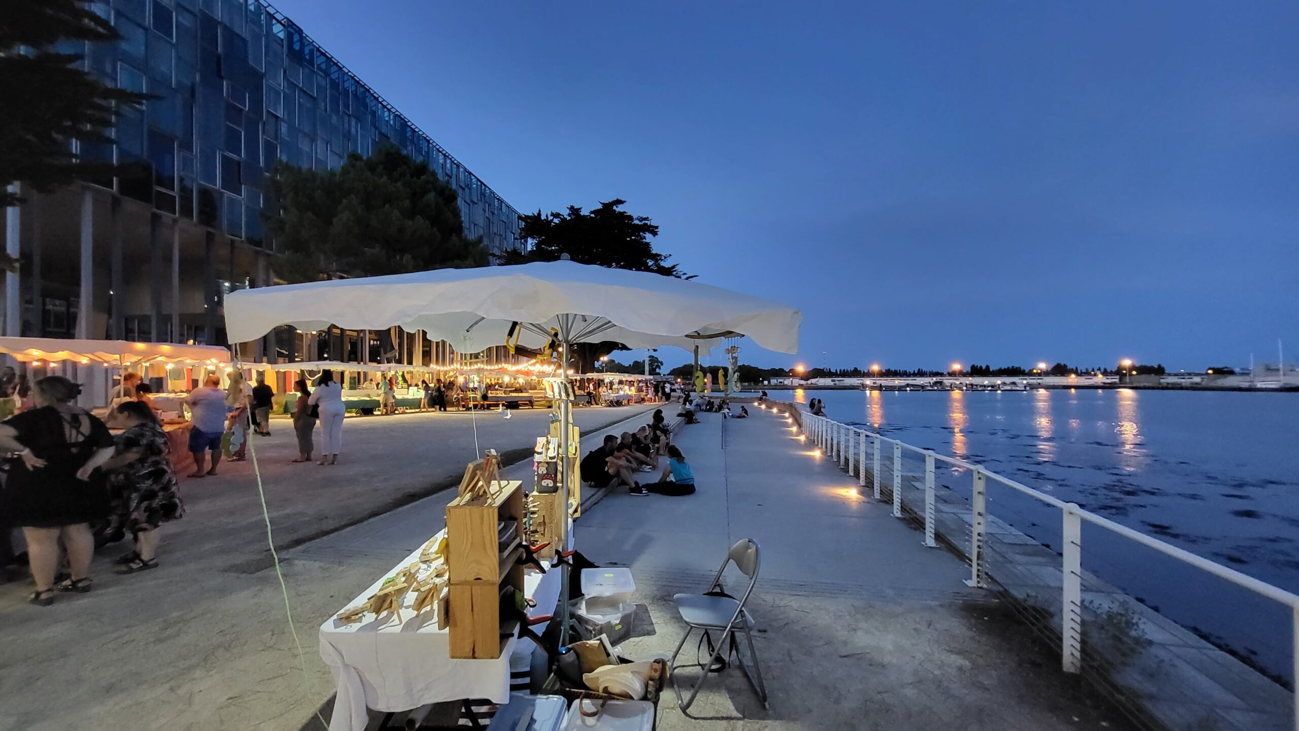 marche_nocturne_peristyle_lorient_sb_marches